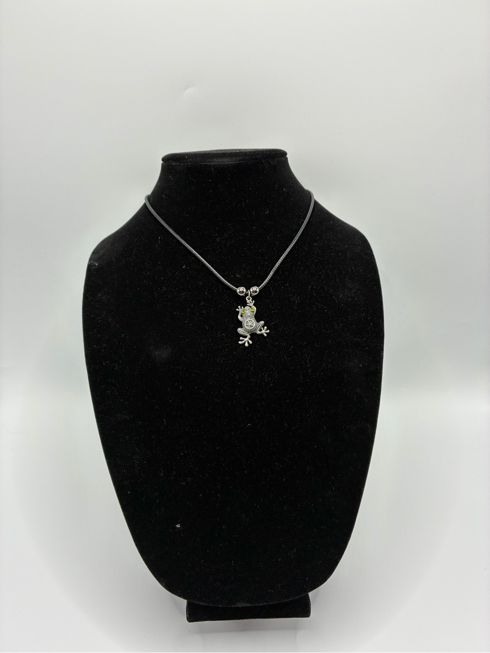 20” Silver Frog with Green Eyes Pendant Necklace - Women Jewelry